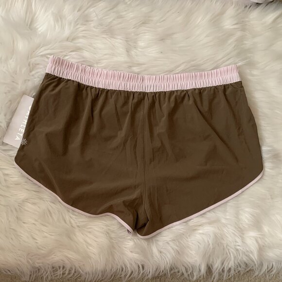 ATHLETA Speedwork Mid Rise Colorblock Run Short in Clay/Shell/Cardinal Sz LARGE - Picture 3 of 4